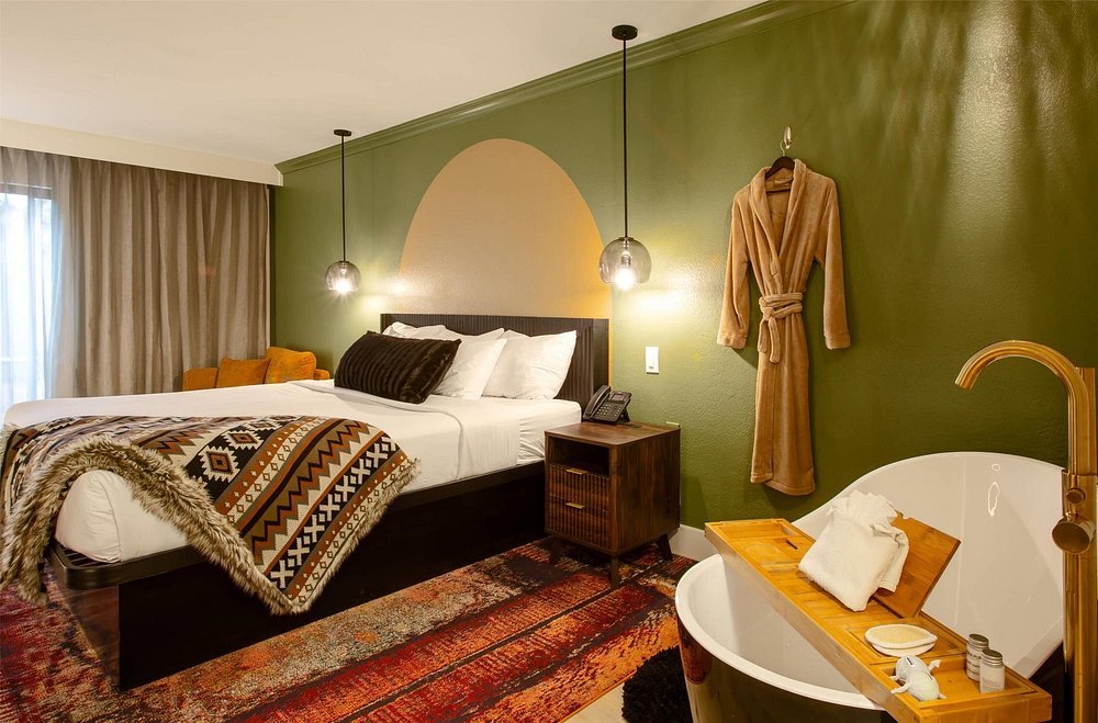 Arroyo Pinion Hotel, Ascend Hotel Collection