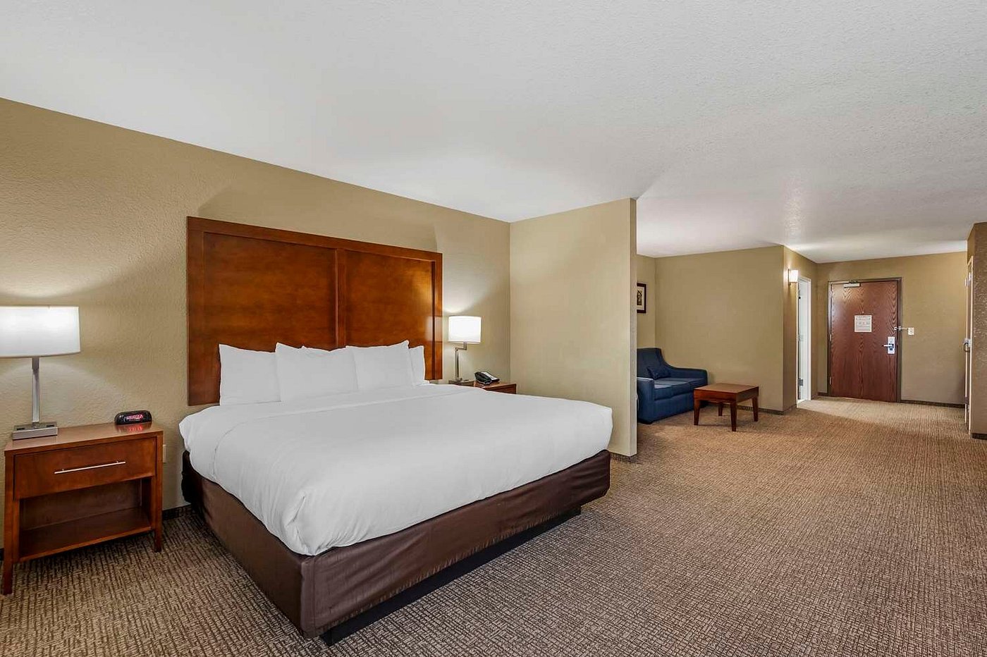 Comfort Inn & Suites