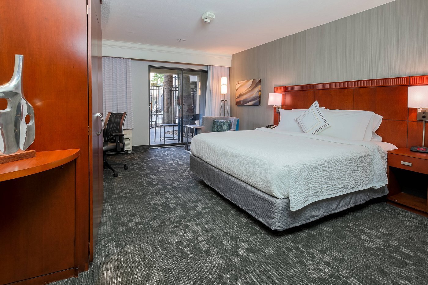 Courtyard By Marriott Las Vegas Stadium Area