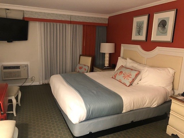 Surfside Hotel & Suites