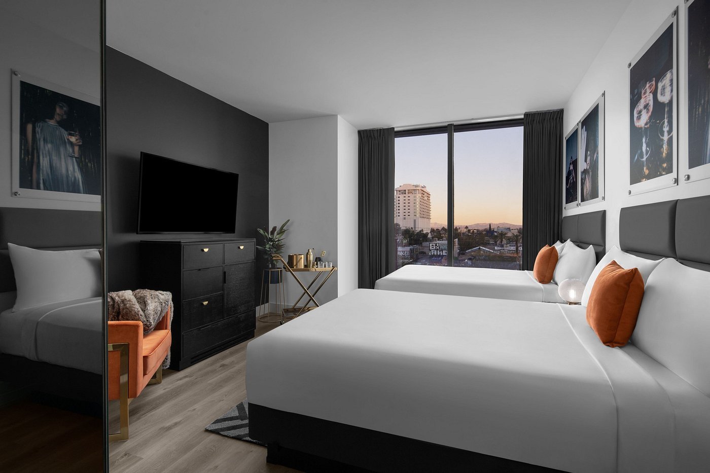 The ENGLiSH Hotel, Las Vegas, a Tribute Portfolio Hotel