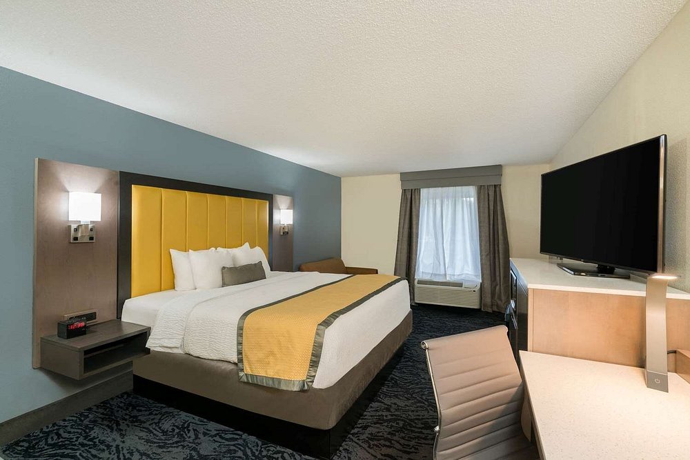 Baymont by Wyndham Franklin / Cool Springs