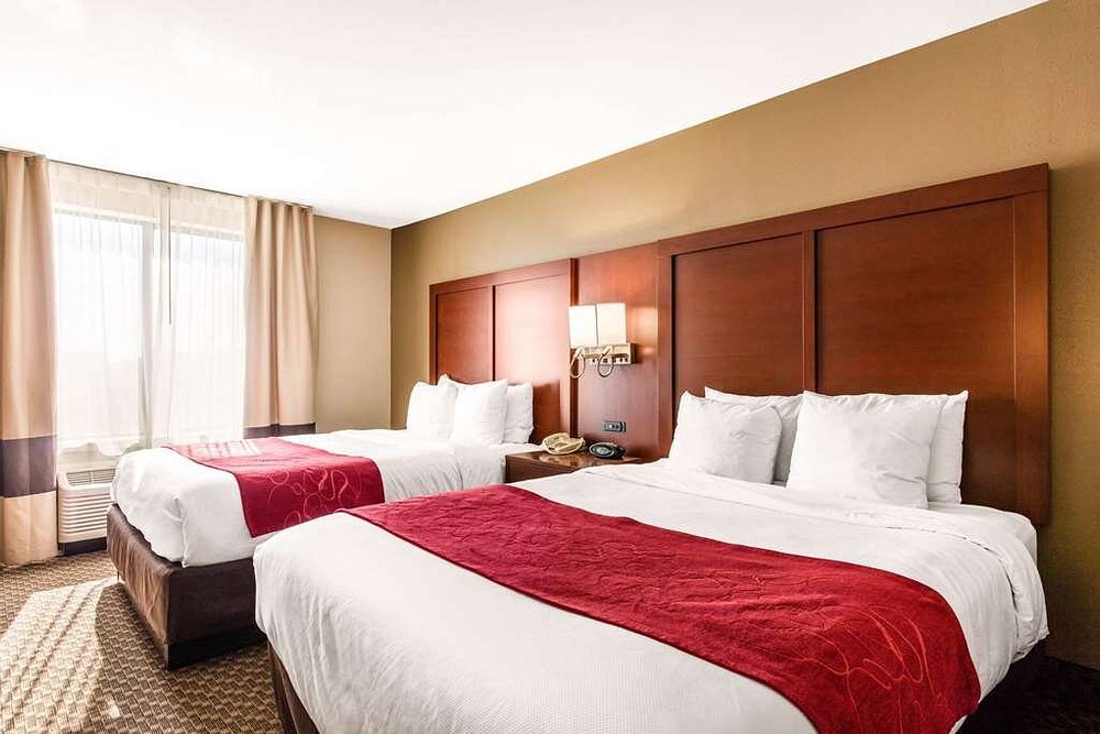 Comfort Suites