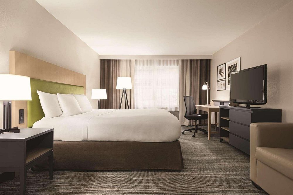Country Inn & Suites by Radisson, Dubuque, IA