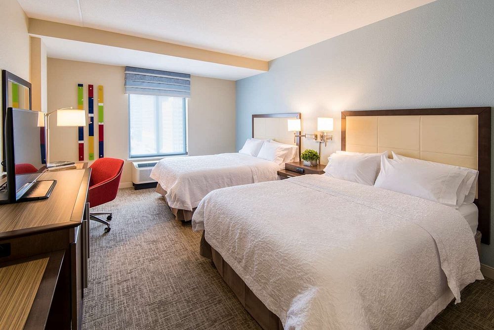 Hampton Inn & Suites Tulsa Downtown