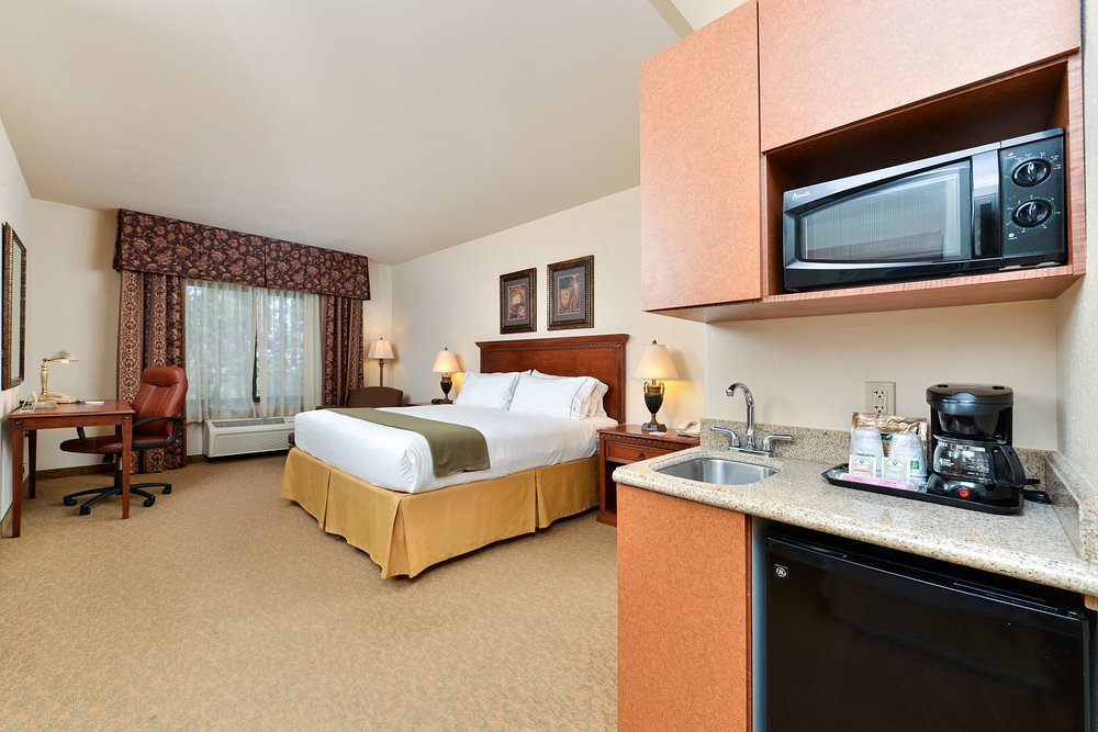 Holiday Inn Express & Suites Las Cruces By IHG