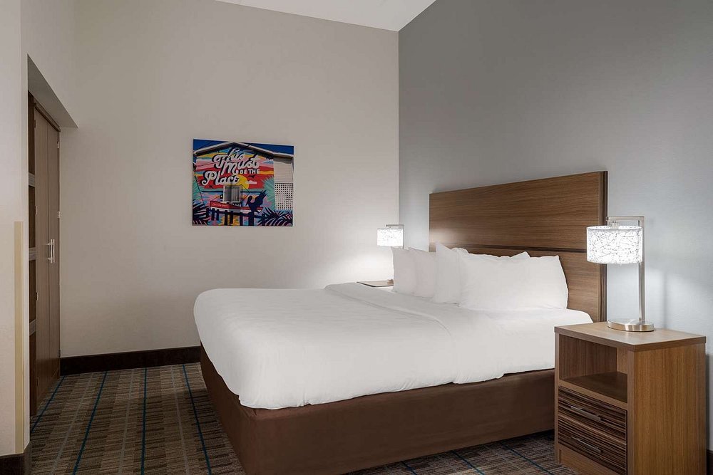MainStay Suites