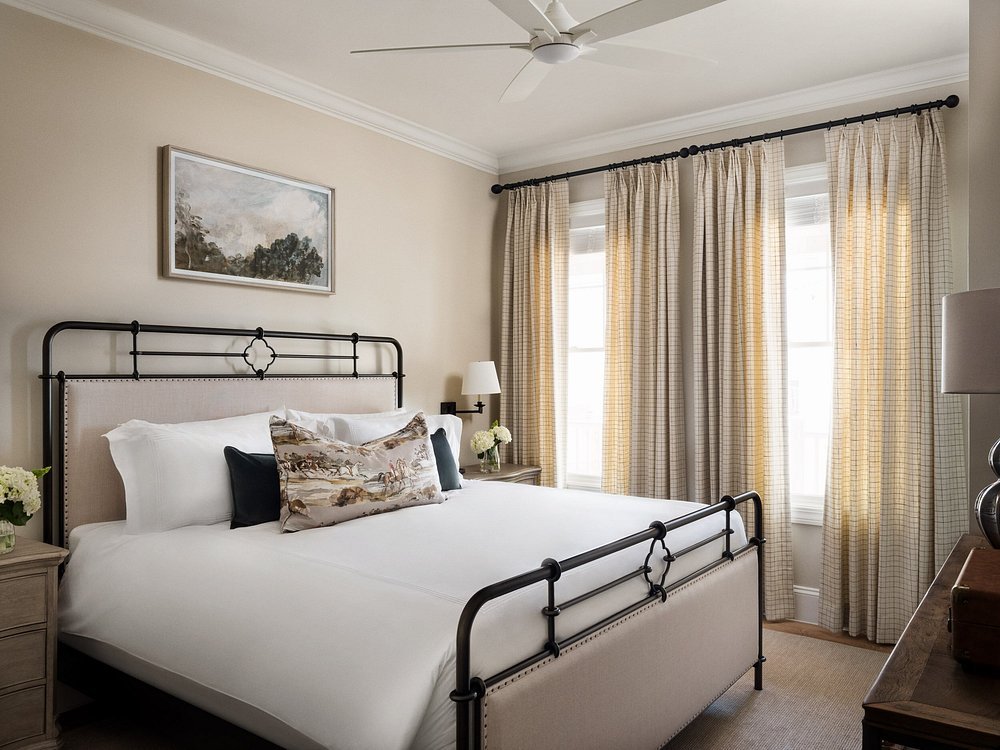1313 West - Luxury Boutique Hotel
