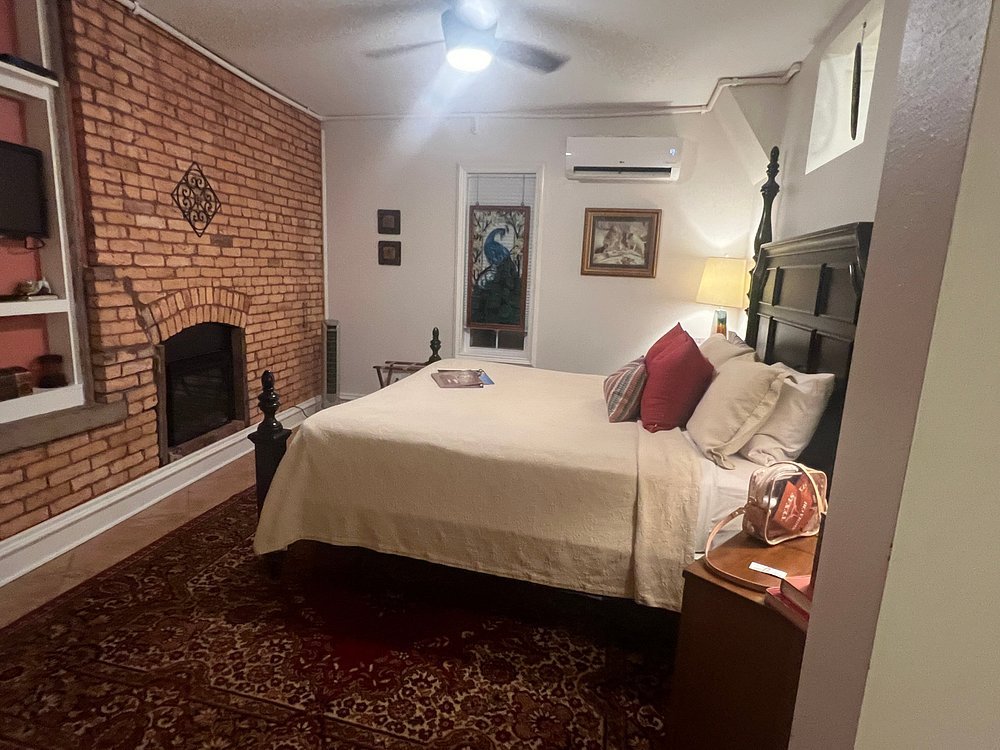 1890 Williams House Inn