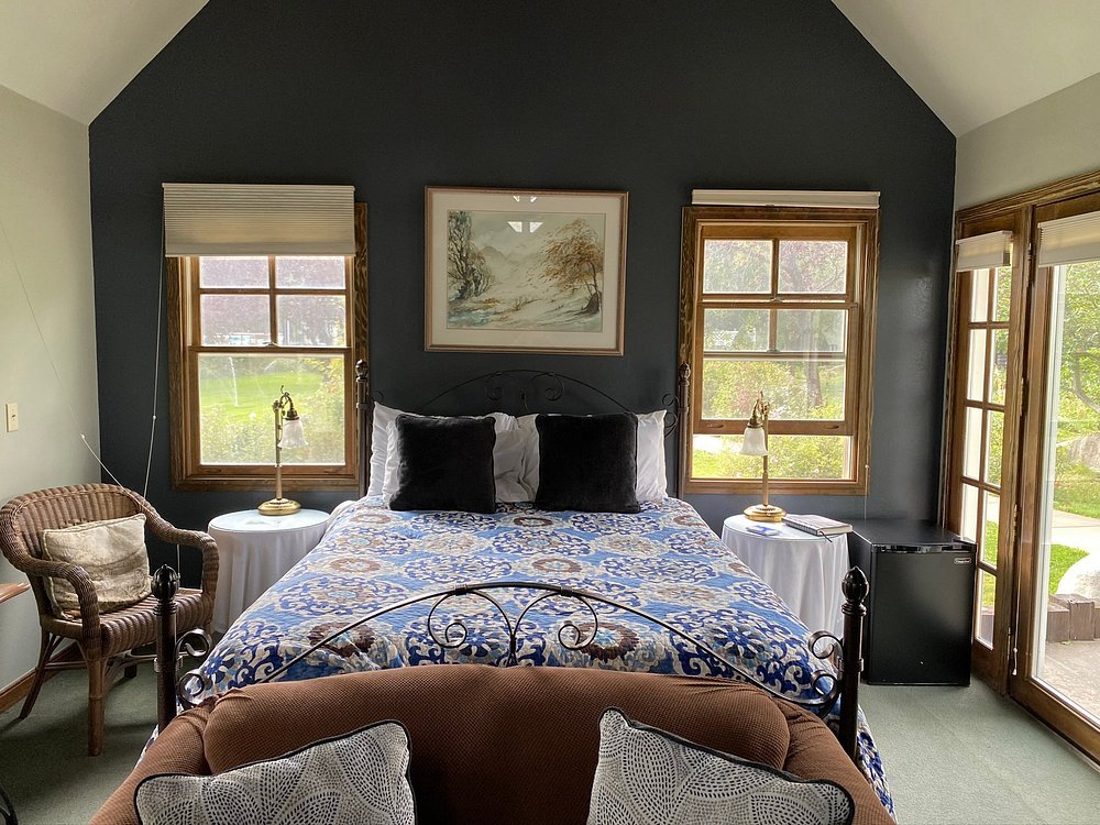 Apple Orchard Inn