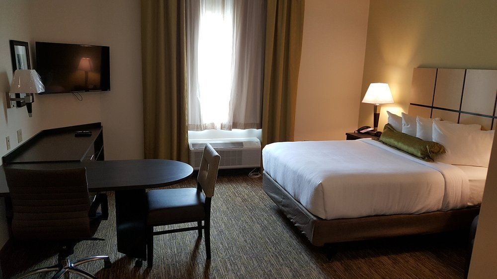 Candlewood Suites Lake Charles South by IHG