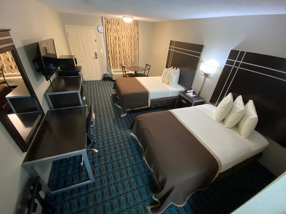 Deluxe Inn Fayetteville