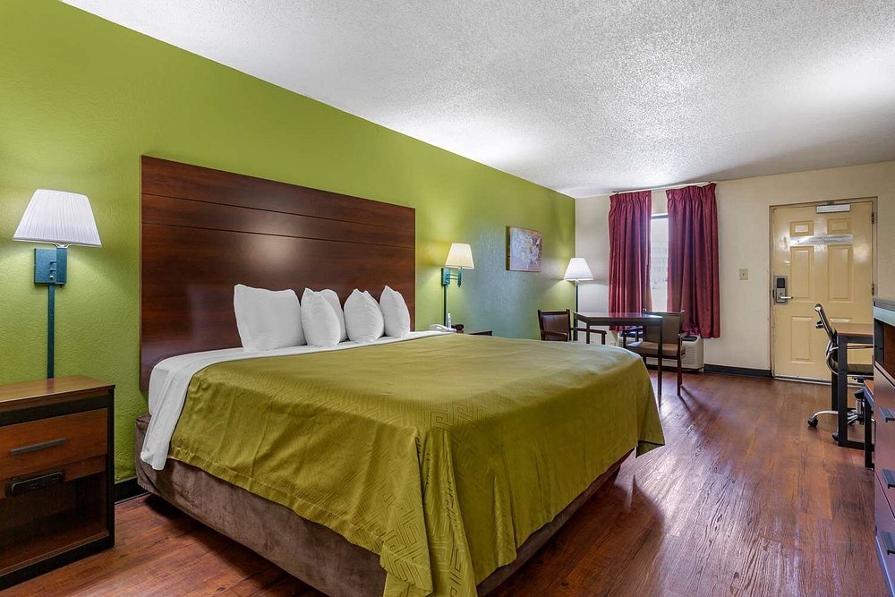 Econo Lodge Fayetteville I-95