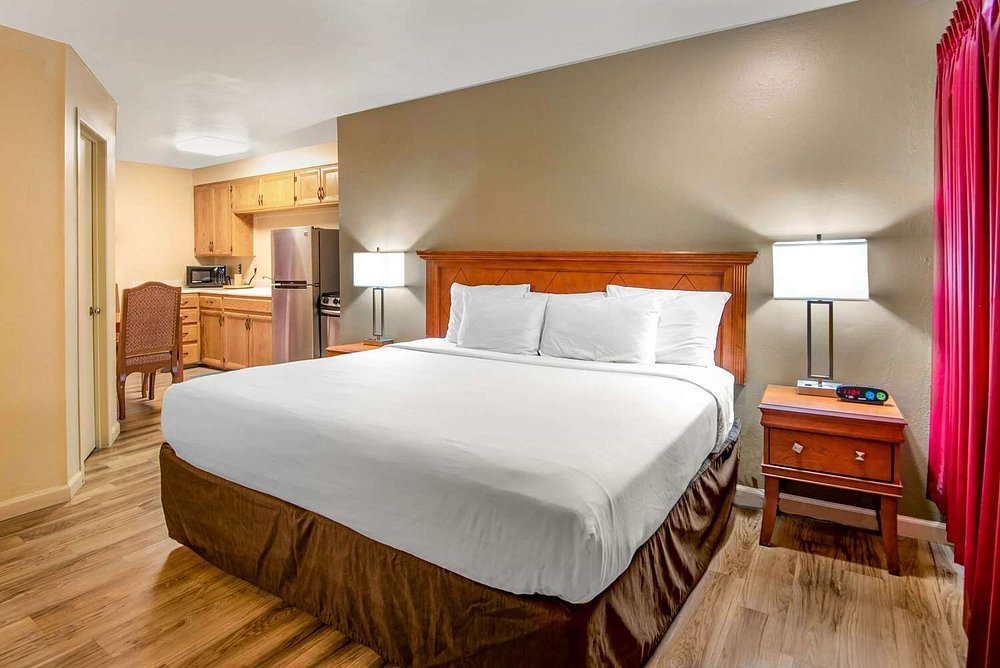 EconoLodge Inn & Suites - Durango