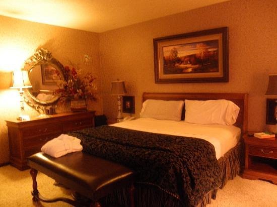 Grand Gateway Hotel