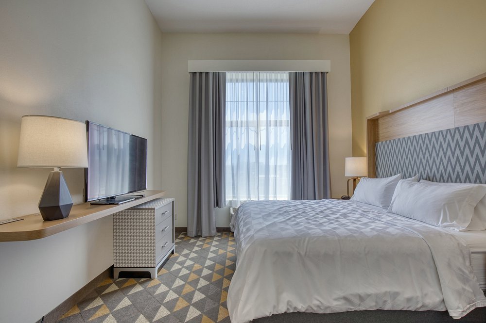 super 8 by Wyndham Madison South