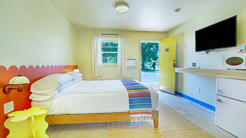Siesta Motel