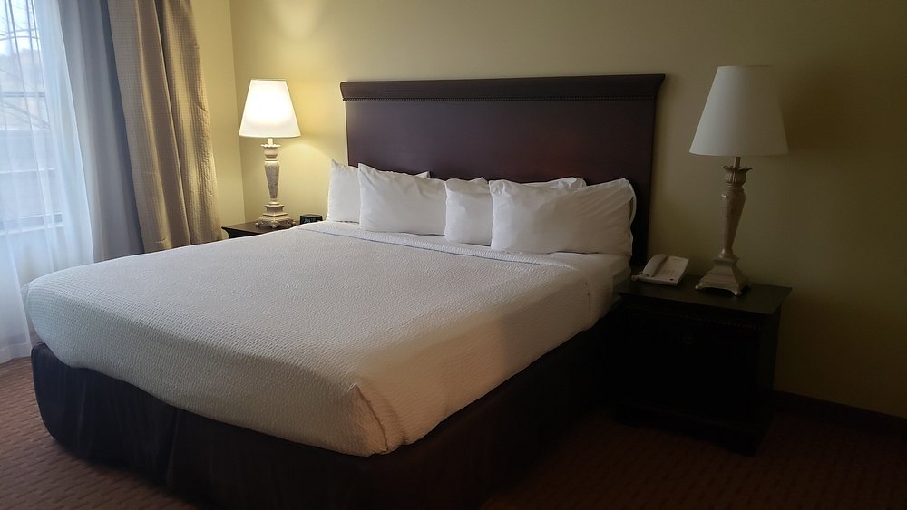 Euro-Suites Hotel